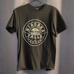 Niagara Falls Graphic Tee - Men's Olive Green Short Sleeve